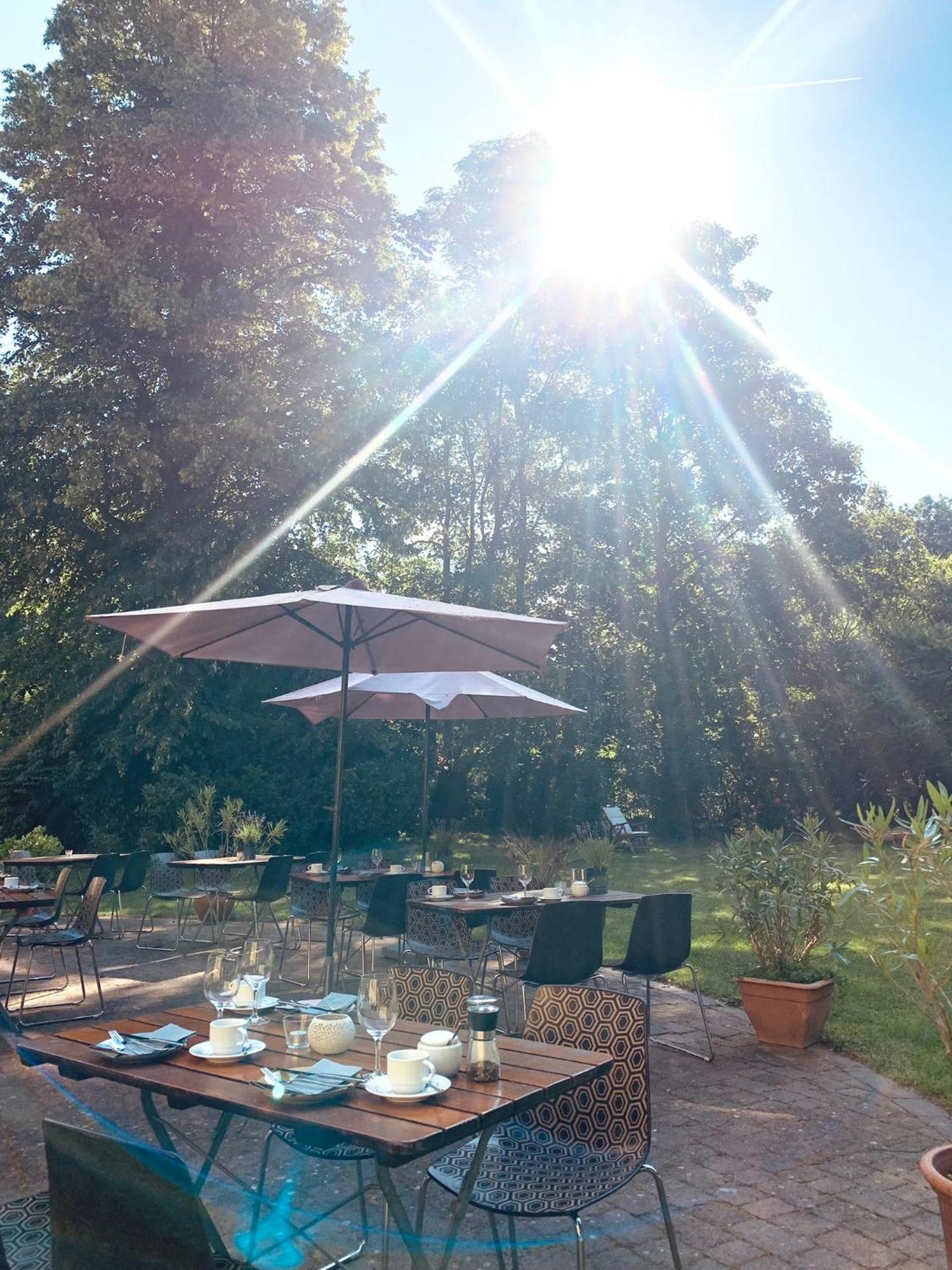 Hotel Schloss Harkensee 3*